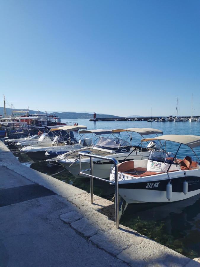 Casa Aurelia - Mali Tone Lägenhet Krk Town Exteriör bild
